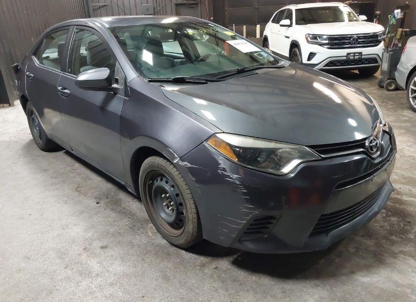 2016 Toyota Corolla LE (VIN 2T1BURHE9GC698626) main photo