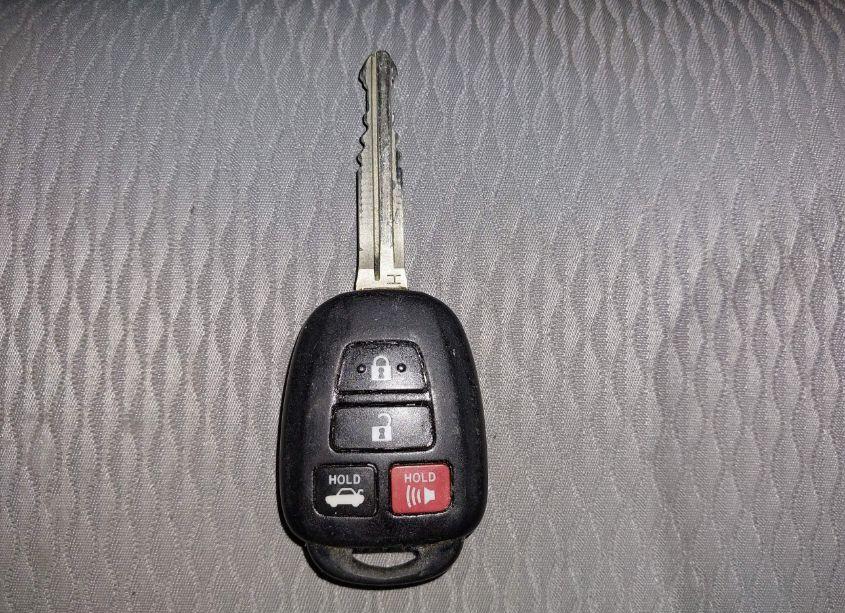 Photo 11 of 2016 Toyota Corolla LE (VIN 2T1BURHE9GC698626)