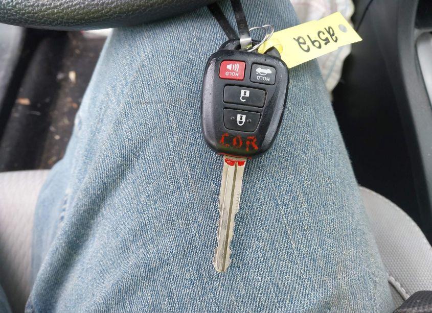 Photo 11 of 2016 Toyota Corolla LE (VIN 2T1BURHE9GC712217)