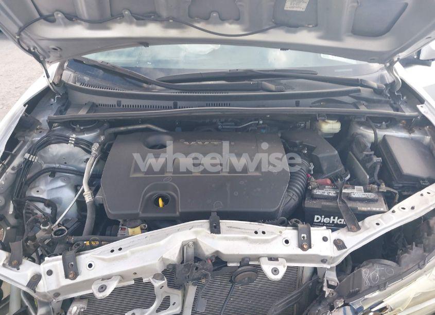 Photo 10 of 2016 Toyota Corolla L (VIN 2T1BURHE9GC713951)