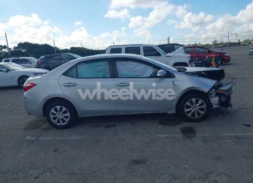 Photo 13 of 2016 Toyota Corolla L (VIN 2T1BURHE9GC713951)