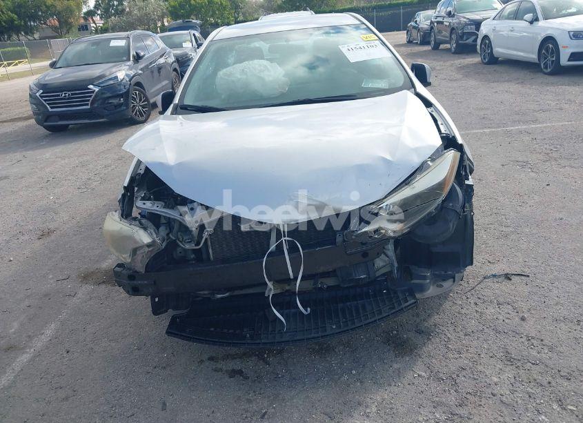 Photo 6 of 2016 Toyota Corolla L (VIN 2T1BURHE9GC713951)