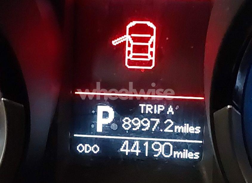 Photo 16 of 2016 Toyota Corolla S PLUS (VIN 2T1BURHE9GC730796)