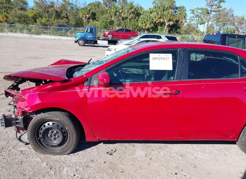 Photo 15 of 2017 Toyota Corolla LE (VIN 2T1BURHE9HC750418)