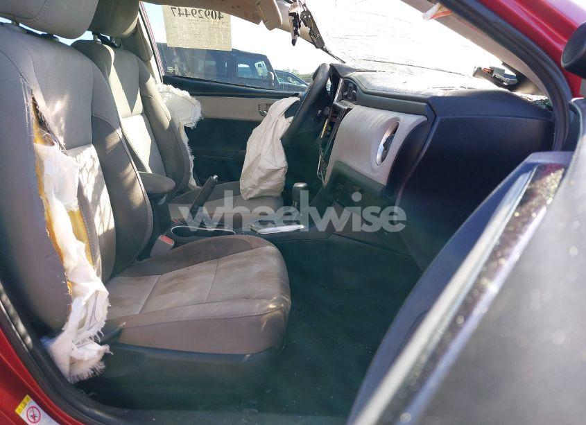 Photo 5 of 2017 Toyota Corolla LE (VIN 2T1BURHE9HC750418)