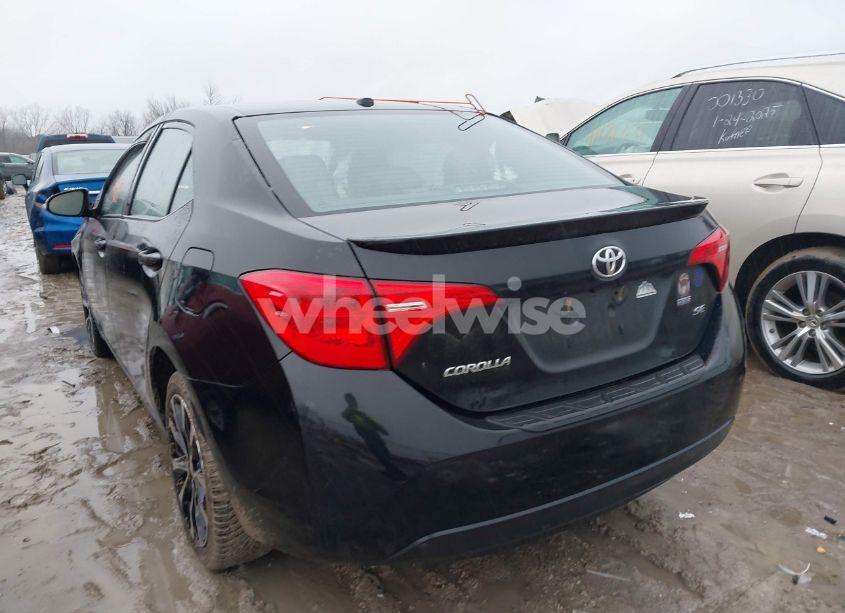 Photo 3 of 2017 Toyota Corolla SE (VIN 2T1BURHE9HC753707)