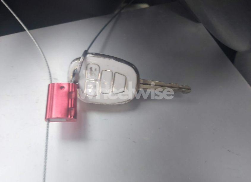 Photo 11 of 2017 Toyota Corolla SE (VIN 2T1BURHE9HC755361)