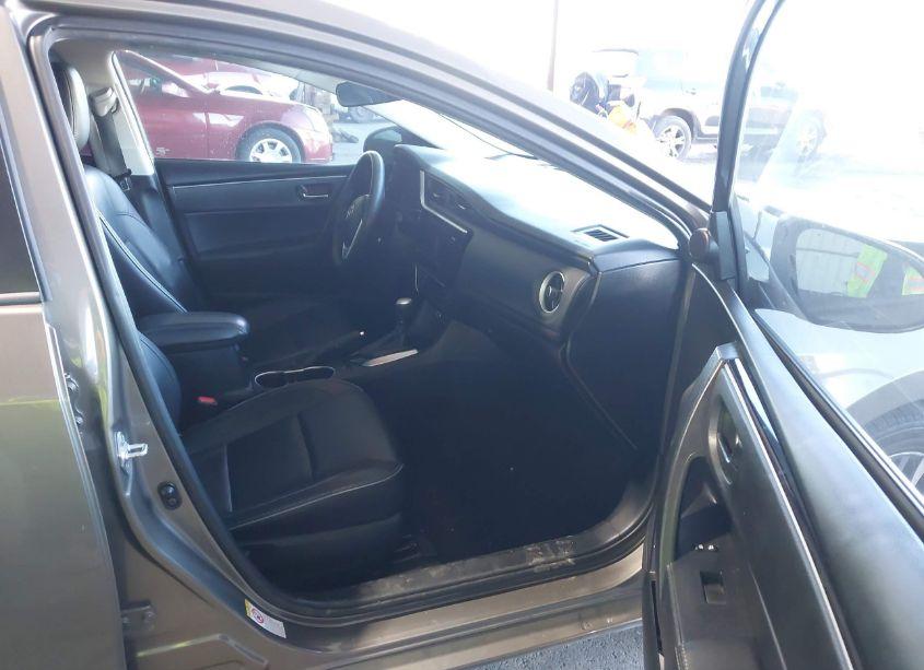 Photo 5 of 2017 Toyota Corolla XLE (VIN 2T1BURHE9HC758423)