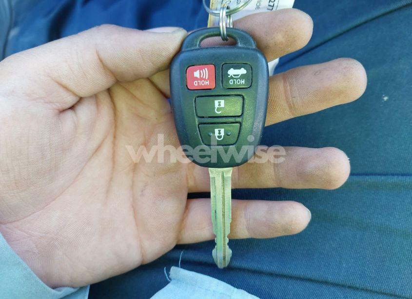 Photo 11 of 2017 Toyota Corolla L/LE/XLE/SE/XSE (VIN 2T1BURHE9HC764223)