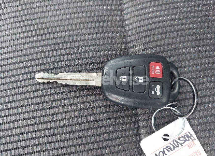 Photo 11 of 2017 Toyota Corolla SE (VIN 2T1BURHE9HC764285)