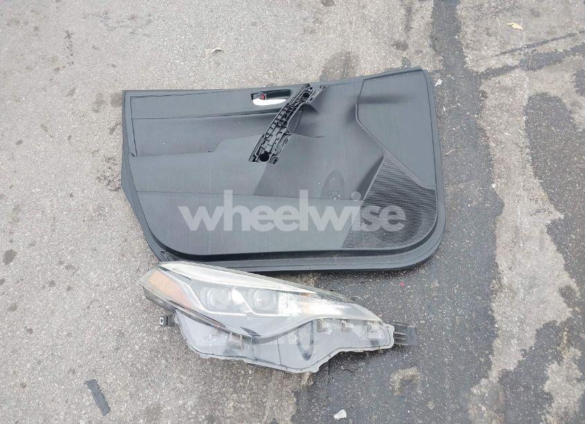 Photo 12 of 2017 Toyota Corolla SE (VIN 2T1BURHE9HC764285)