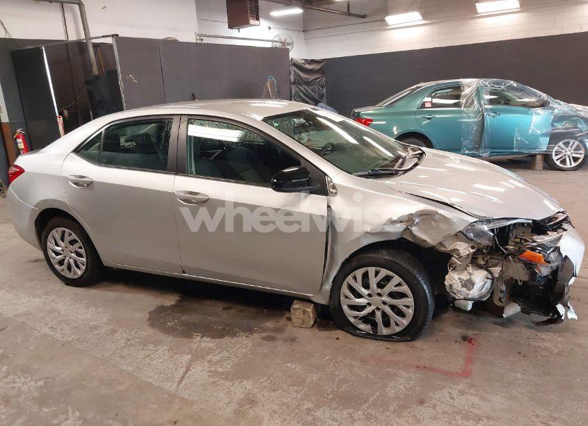 Photo 13 of 2017 Toyota Corolla LE (VIN 2T1BURHE9HC767249)