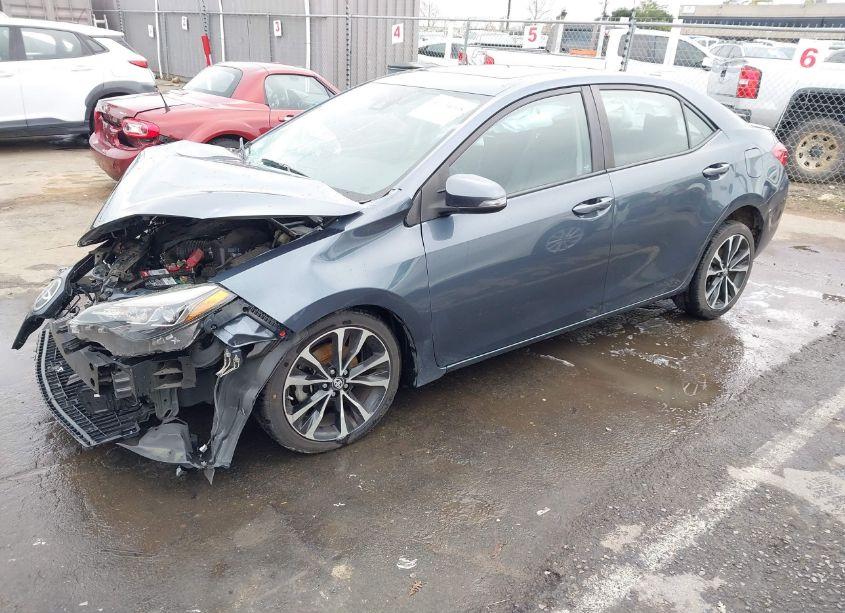 Photo 2 of 2017 Toyota Corolla L/LE/XLE/SE/XSE (VIN 2T1BURHE9HC770118)