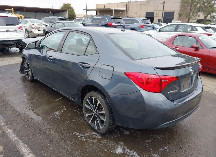 Photo 3 of 2017 Toyota Corolla L/LE/XLE/SE/XSE (VIN 2T1BURHE9HC770118)