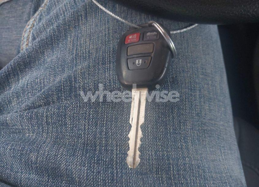 Photo 11 of 2017 Toyota Corolla LE (VIN 2T1BURHE9HC775450)