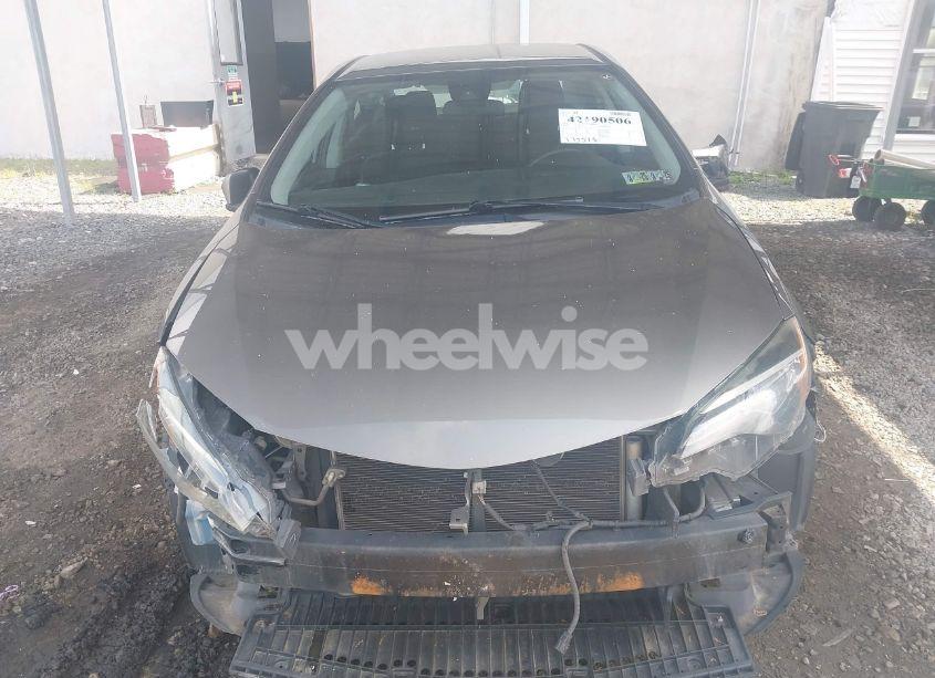 Photo 13 of 2017 Toyota Corolla LE (VIN 2T1BURHE9HC775450)