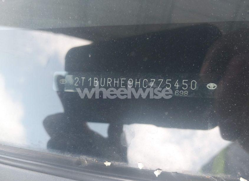 Photo 9 of 2017 Toyota Corolla LE (VIN 2T1BURHE9HC775450)