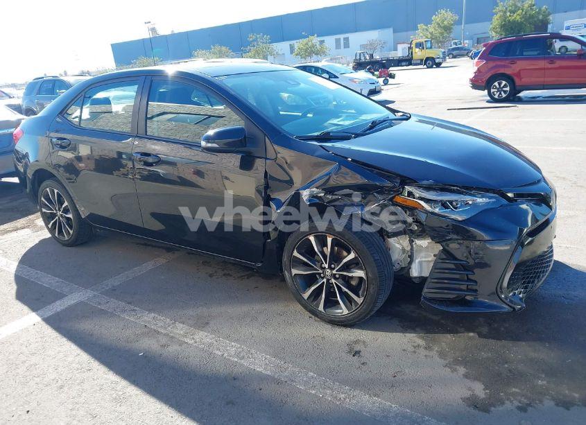 2017 Toyota Corolla L/LE/XLE/SE/XSE (VIN 2T1BURHE9HC805546) main photo