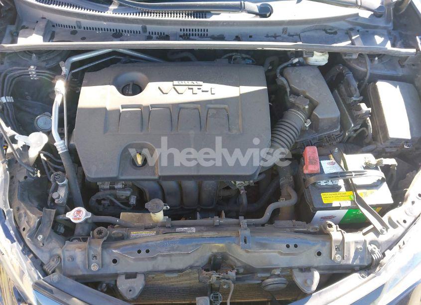 Photo 10 of 2017 Toyota Corolla L/LE/XLE/SE/XSE (VIN 2T1BURHE9HC805546)