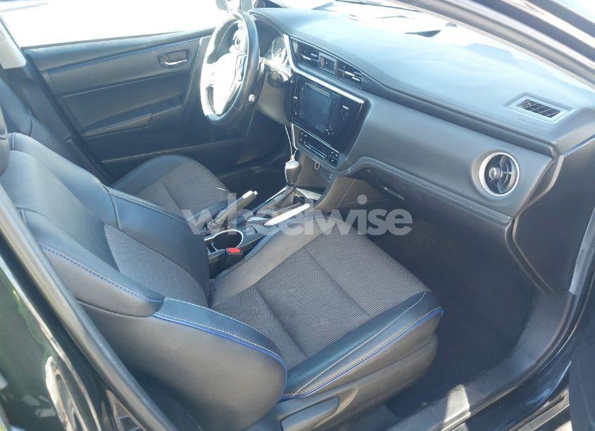 Photo 5 of 2017 Toyota Corolla L/LE/XLE/SE/XSE (VIN 2T1BURHE9HC805546)