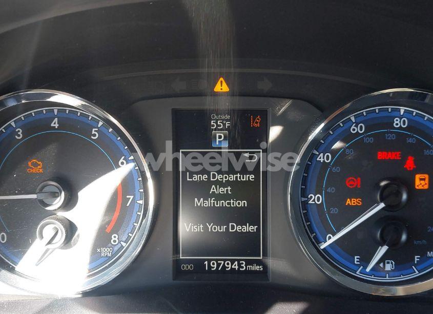 Photo 7 of 2017 Toyota Corolla L/LE/XLE/SE/XSE (VIN 2T1BURHE9HC805546)