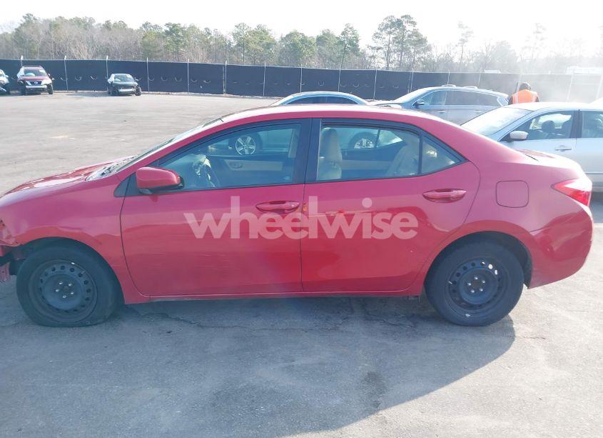 Photo 15 of 2017 Toyota Corolla LE (VIN 2T1BURHE9HC807135)