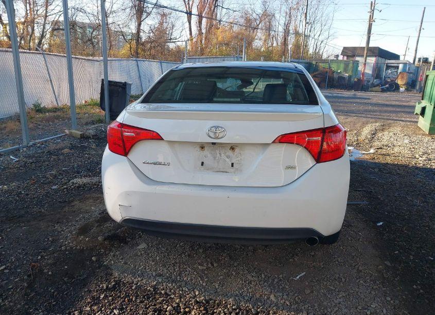 Photo 16 of 2017 Toyota Corolla SE (VIN 2T1BURHE9HC892462)