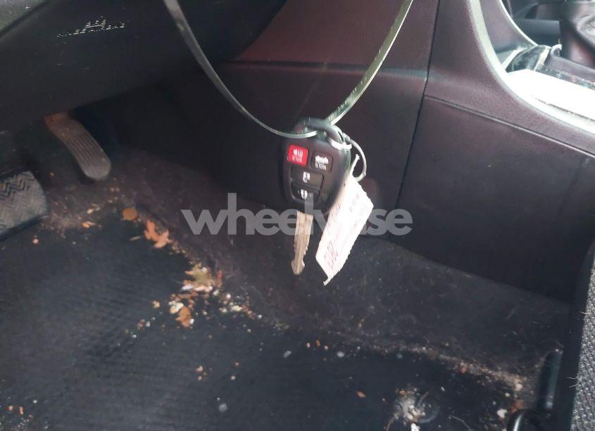 Photo 11 of 2017 Toyota Corolla SE (VIN 2T1BURHE9HC894941)