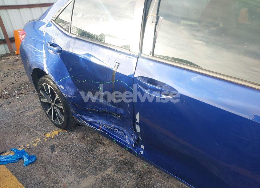 Photo 6 of 2017 Toyota Corolla SE (VIN 2T1BURHE9HC894941)