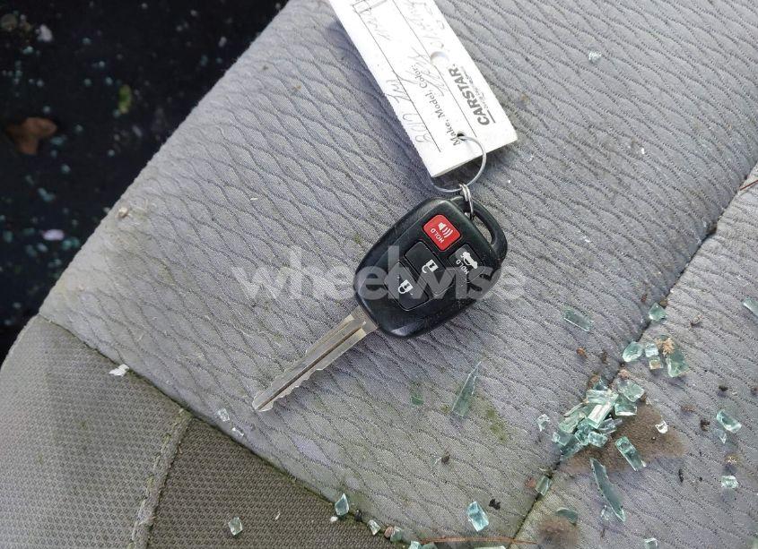 Photo 11 of 2017 Toyota Corolla LE (VIN 2T1BURHE9HC896012)