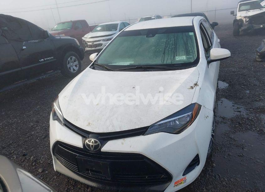 Photo 12 of 2017 Toyota Corolla LE (VIN 2T1BURHE9HC896012)