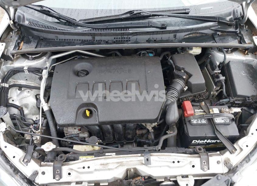 Photo 10 of 2017 Toyota Corolla LE (VIN 2T1BURHE9HC926593)