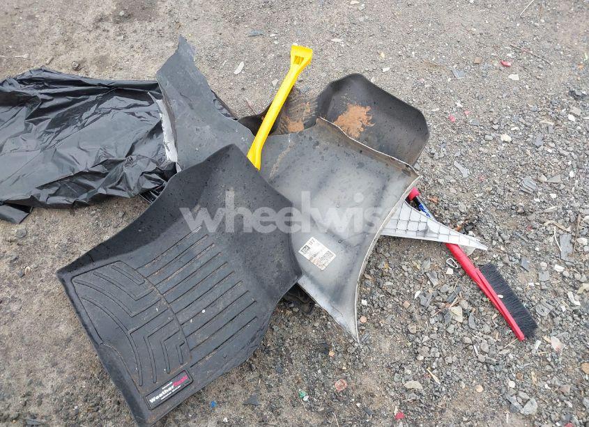 Photo 11 of 2017 Toyota Corolla LE (VIN 2T1BURHE9HC926593)