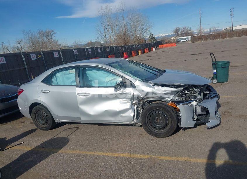 Photo 13 of 2017 Toyota Corolla LE (VIN 2T1BURHE9HC927436)