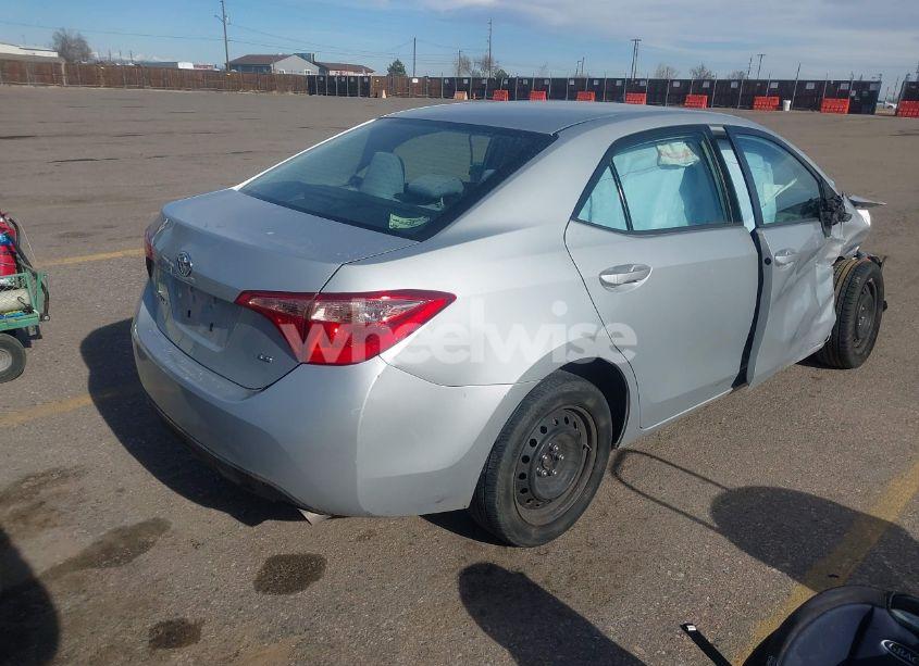 Photo 4 of 2017 Toyota Corolla LE (VIN 2T1BURHE9HC927436)