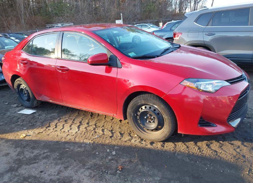 2017 Toyota Corolla LE (VIN 2T1BURHE9HC951994) main photo