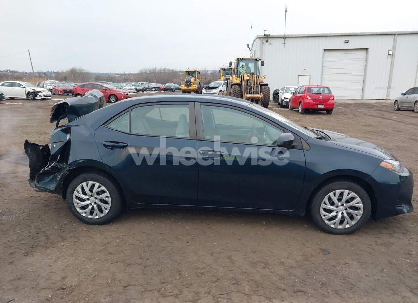 Photo 14 of 2017 Toyota Corolla LE (VIN 2T1BURHE9HC954121)