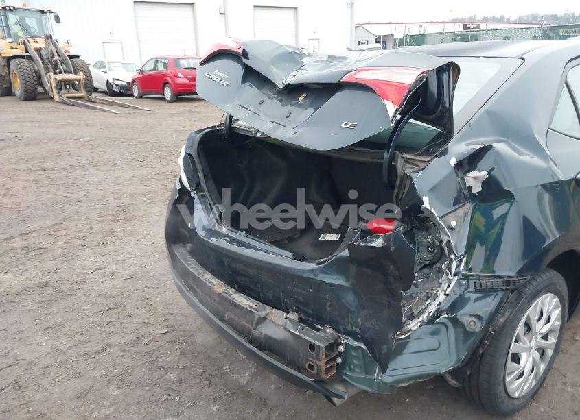 Photo 6 of 2017 Toyota Corolla LE (VIN 2T1BURHE9HC954121)