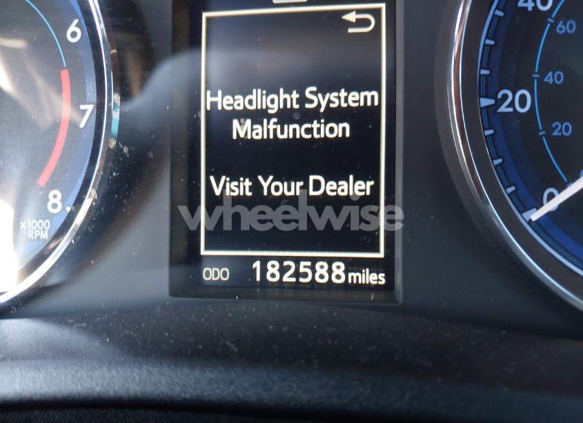 Photo 15 of 2017 Toyota Corolla SE (VIN 2T1BURHE9HC954586)