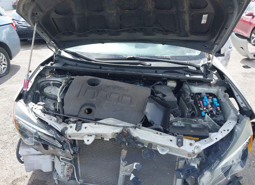 Photo 10 of 2017 Toyota Corolla L (VIN 2T1BURHE9HC959402)