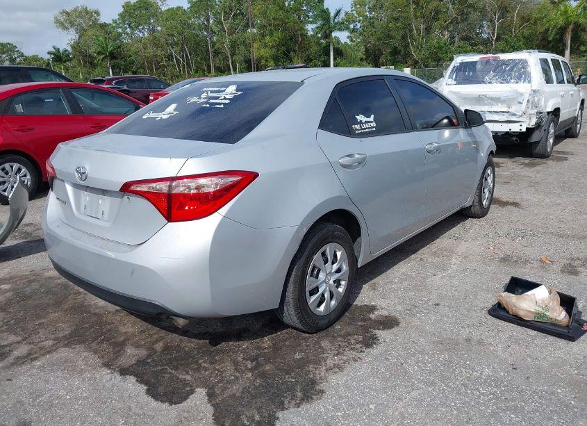 Photo 4 of 2017 Toyota Corolla L (VIN 2T1BURHE9HC959402)