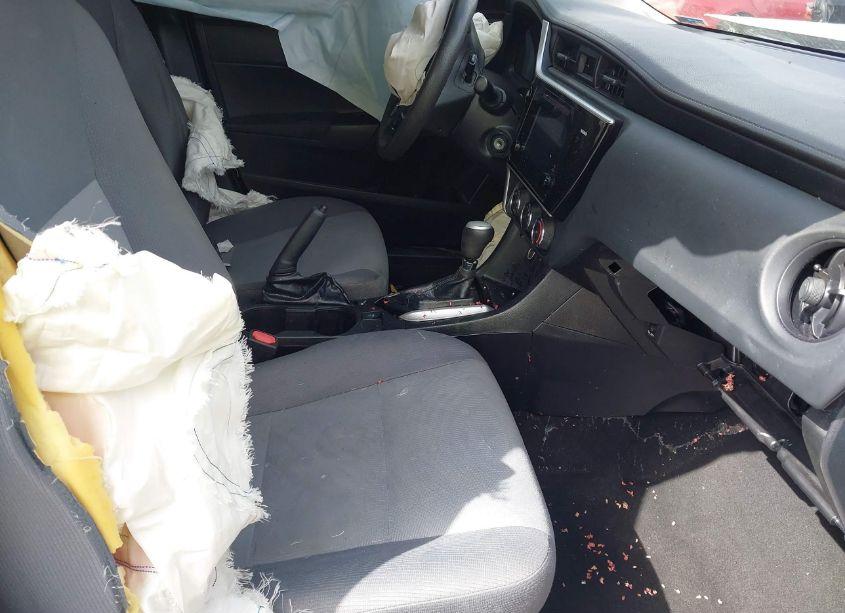 Photo 5 of 2017 Toyota Corolla L (VIN 2T1BURHE9HC959402)