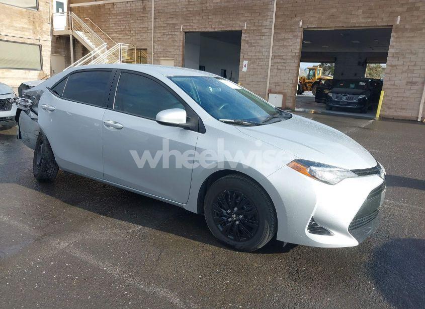 2017 Toyota Corolla L (VIN 2T1BURHE9HC959996) main photo