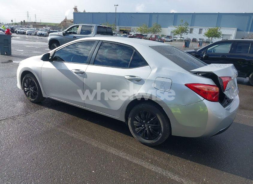 Photo 3 of 2017 Toyota Corolla L (VIN 2T1BURHE9HC959996)