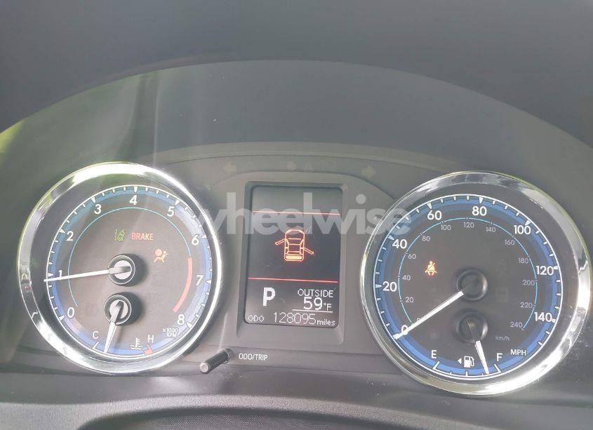 Photo 7 of 2017 Toyota Corolla L (VIN 2T1BURHE9HC959996)