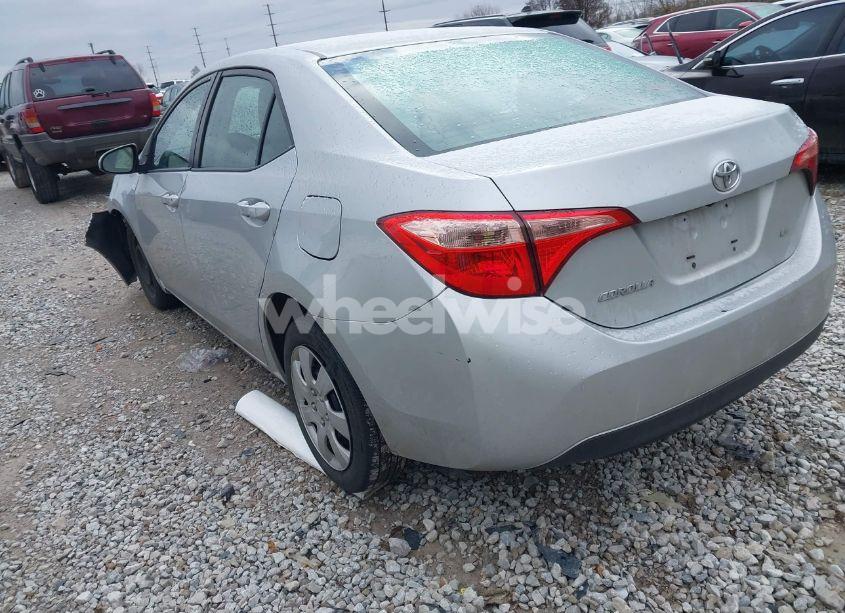 Photo 3 of 2017 Toyota Corolla LE (VIN 2T1BURHE9HC960176)