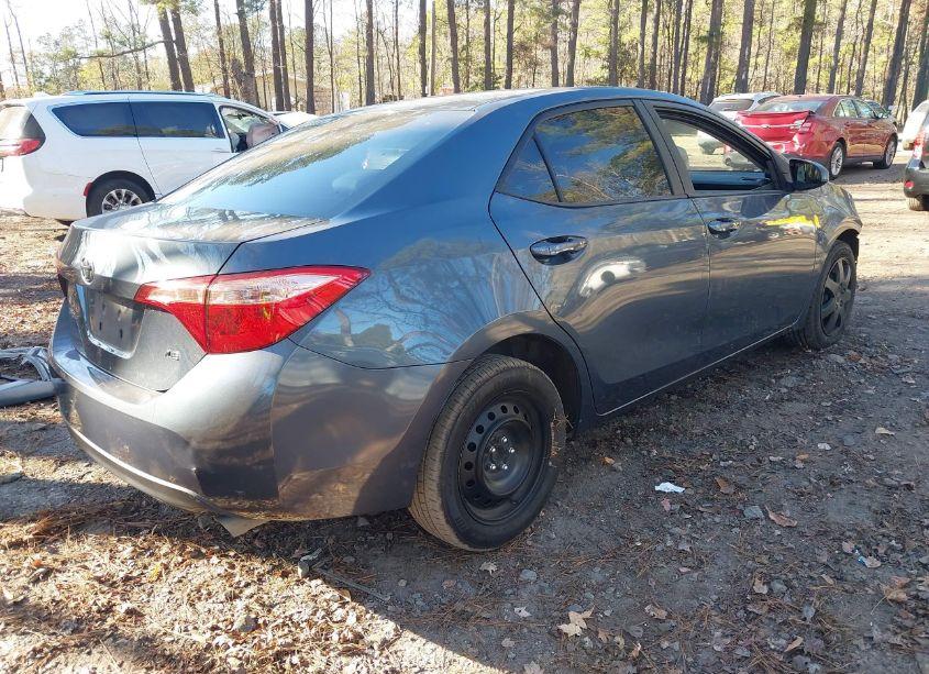 Photo 4 of 2018 Toyota Corolla LE (VIN 2T1BURHE9JC002239)