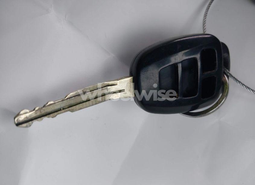 Photo 11 of 2018 Toyota Corolla SE (VIN 2T1BURHE9JC002645)