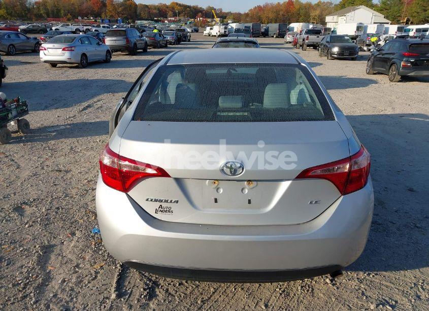 Photo 17 of 2018 Toyota Corolla LE (VIN 2T1BURHE9JC022863)