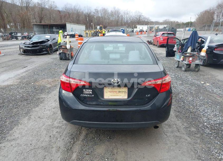 Photo 16 of 2018 Toyota Corolla LE (VIN 2T1BURHE9JC029165)